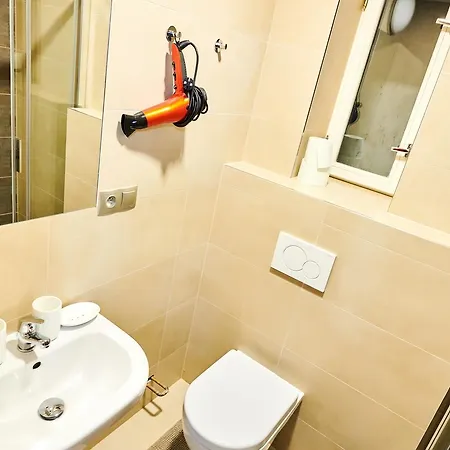 Zborovska Apartamento *